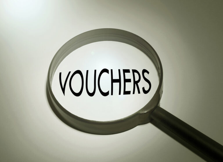 ΤΑ VOUCHERS ΩΣ «ΕΡΓΑΛΕΙΟ» ΔΙΑΚΥΒΕΡΝΗΣΗΣ ΚΑΙ ΑΝΙΣΟΤΗΤΩΝ: ΜΙΑ ΨΥΧΡΑΙΜΗ, ΚΡΙΤΙΚΗ ΠΑΡΕΜΒΑΣΗ ΣΤΟ ΔΗΜΟΣΙΟ ΔΙΑΛΟΓΟ ΑΠΟ ΤΟ ΙΝΕ-ΓΣΕΕ